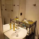 Apartment Beautiful And Charming In The Heart Of The Old Town *