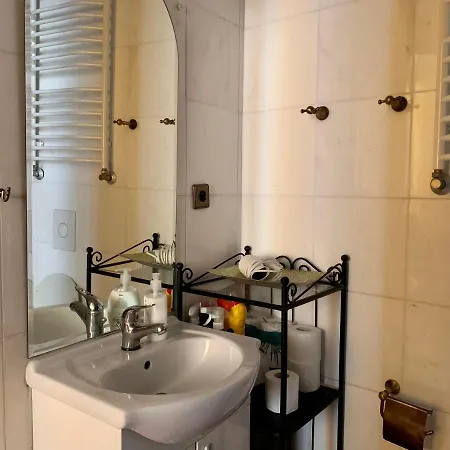 Beautiful And Charming In The Heart Of The Old Town Apartment Warsaw