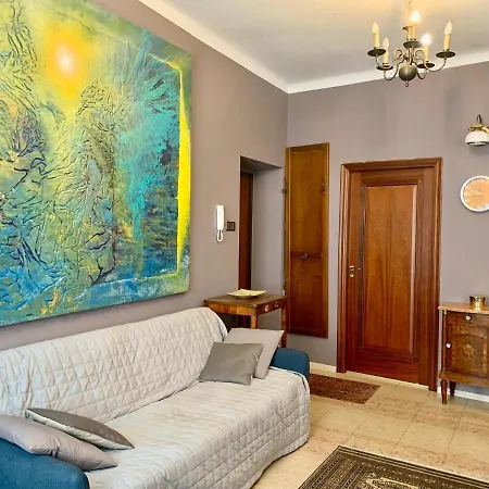 Apartman Beautiful And Charming In The Heart Of The Old Town *